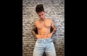 Famous Onlyfans boy doing a Sexy Streaptease
