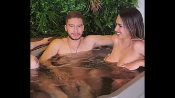 Sex in the jacuzzi, swinger, latinas, cuckolds and big tits – Silvana Lee with Brian Evansx & Caro Moncada