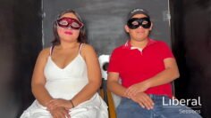 Hotwife cachonda es follada por desconocido en Glory Hole frente a su cornudo esposo